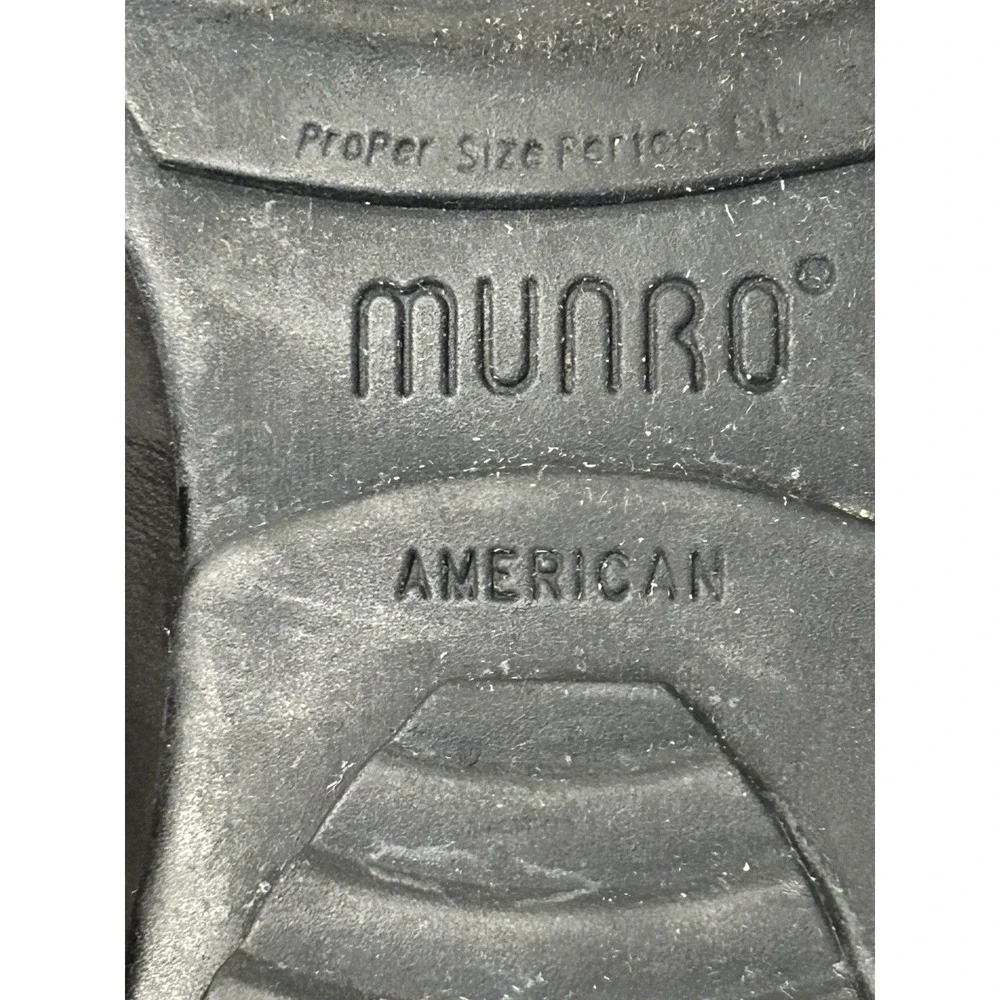 MUNRO Mary Janes‎ Size 7.5W Black Suede Flats Shoes Adjustable